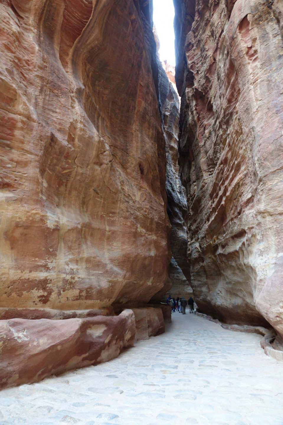 40 m hohe schluchten auf dem weg nach petra